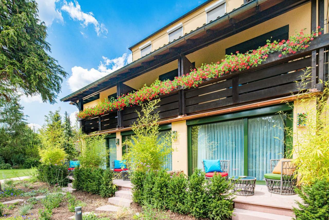 Boutique Hotel Bundschuh 3 Sterne Superior Lohr Buitenkant foto