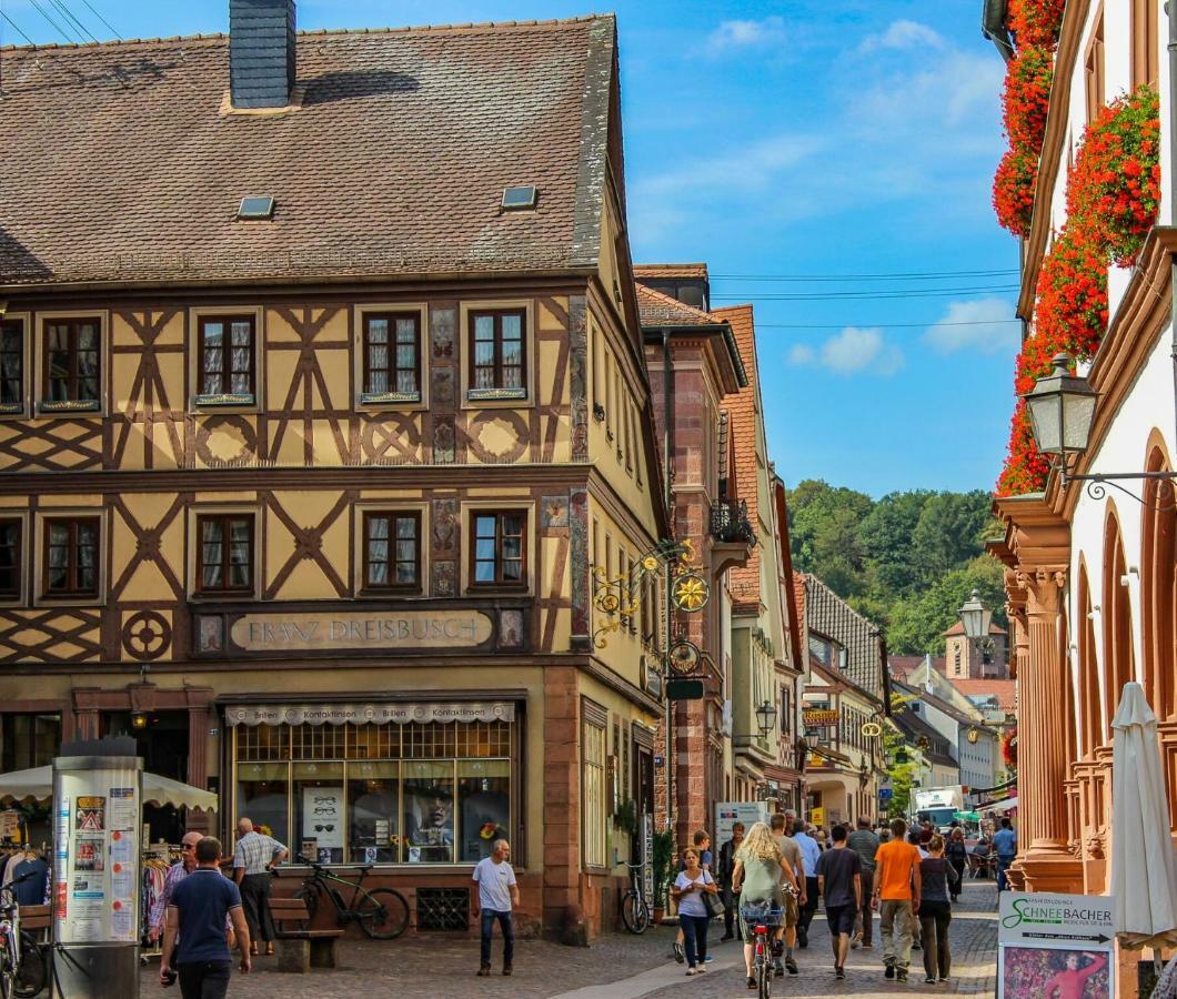 Boutique Hotel Bundschuh 3 Sterne Superior Lohr Buitenkant foto